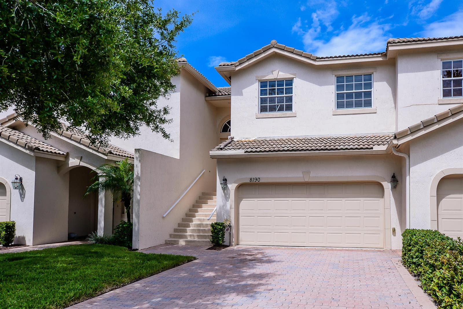 8190 MULLIGAN Circle, Port St. Lucie FL 34986 photo 2