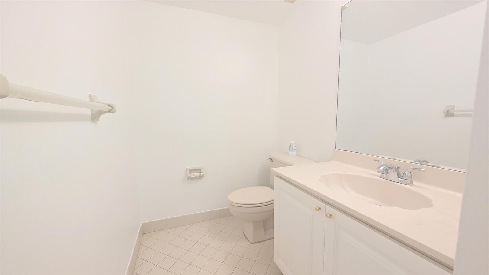 105 Lake Emerald Drive # 810, Oakland Park FL 33309 photo 5