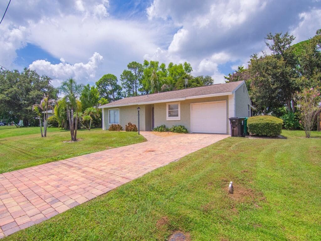 509 SE Faith Terrace, Port St. Lucie FL 34953
