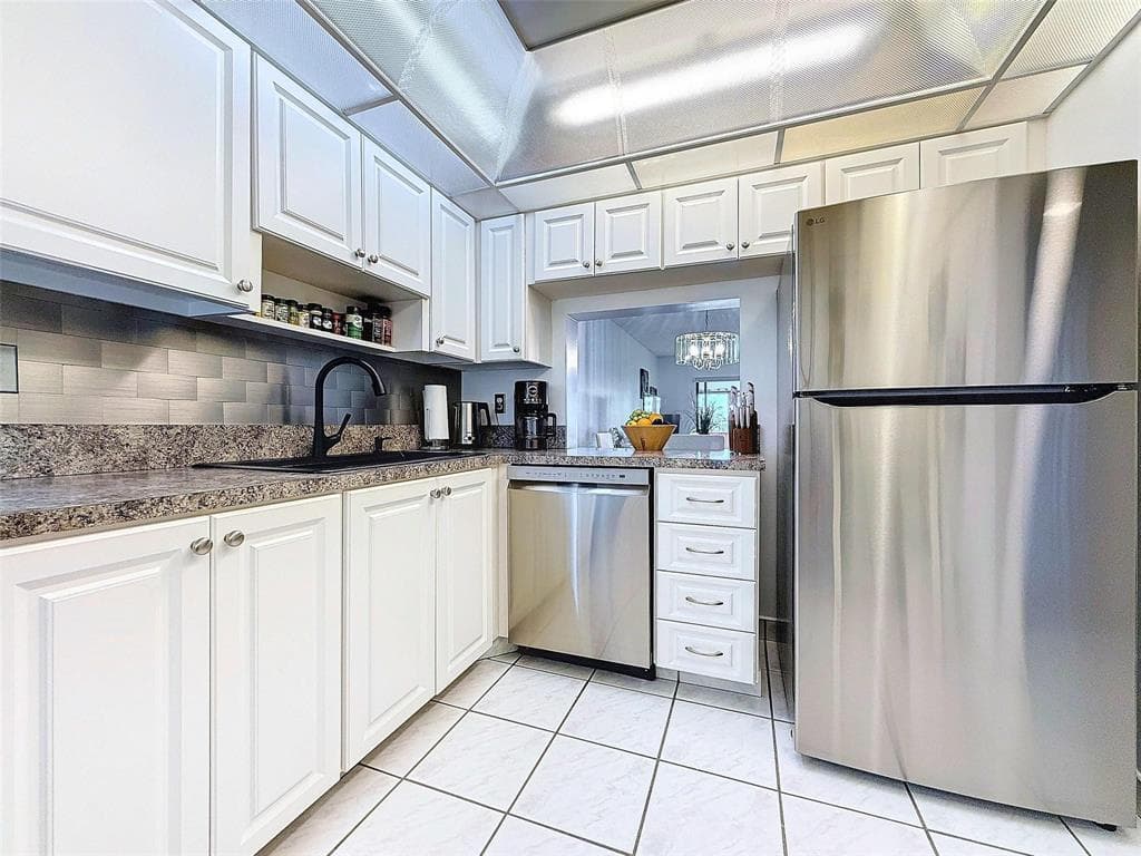 2309 S Cypress Bend Drive # 515, Pompano Beach FL 33069 photo 3