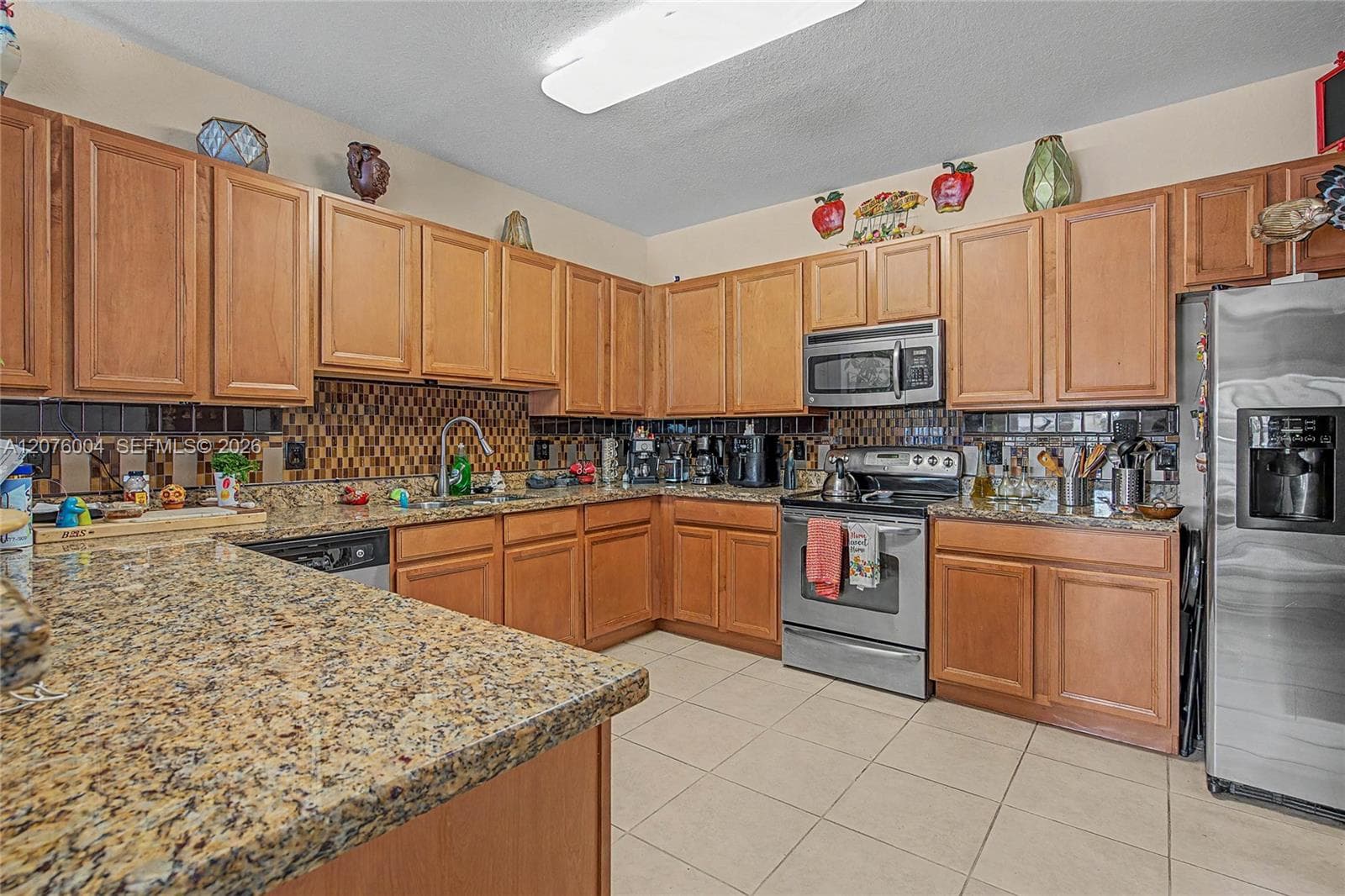 527 SE 31st Ave, Homestead FL 33033 photo 4