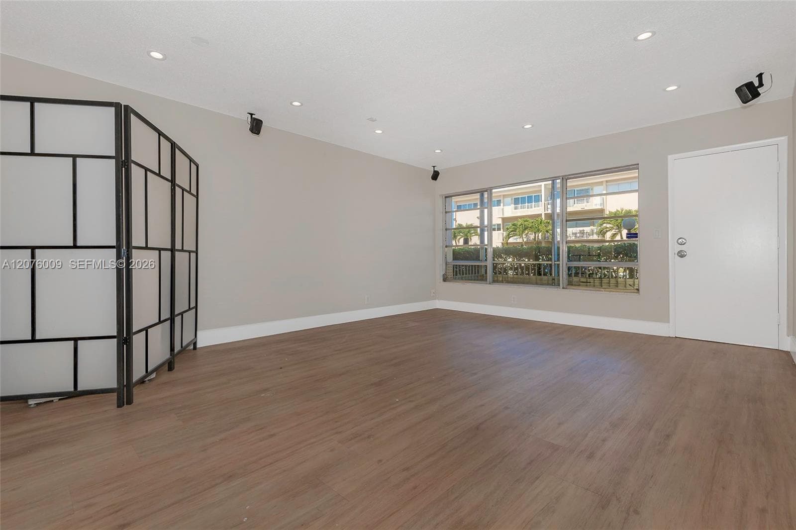 16800 NE 15th Ave # 115, Miami, FL 33162 photo 2