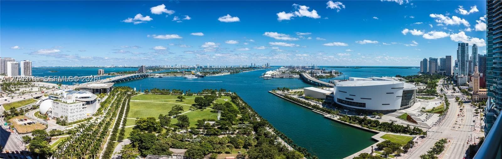 900 Biscayne Blvd # 2604, Miami FL 33132 photo 2