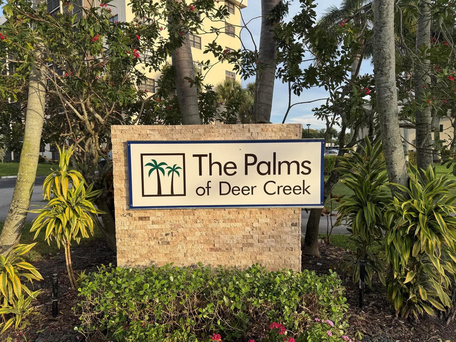 2430 DEER CREEK COUNTRY CLUB Boulevard # 407-2, Deerfield Beach FL 33442 photo 2