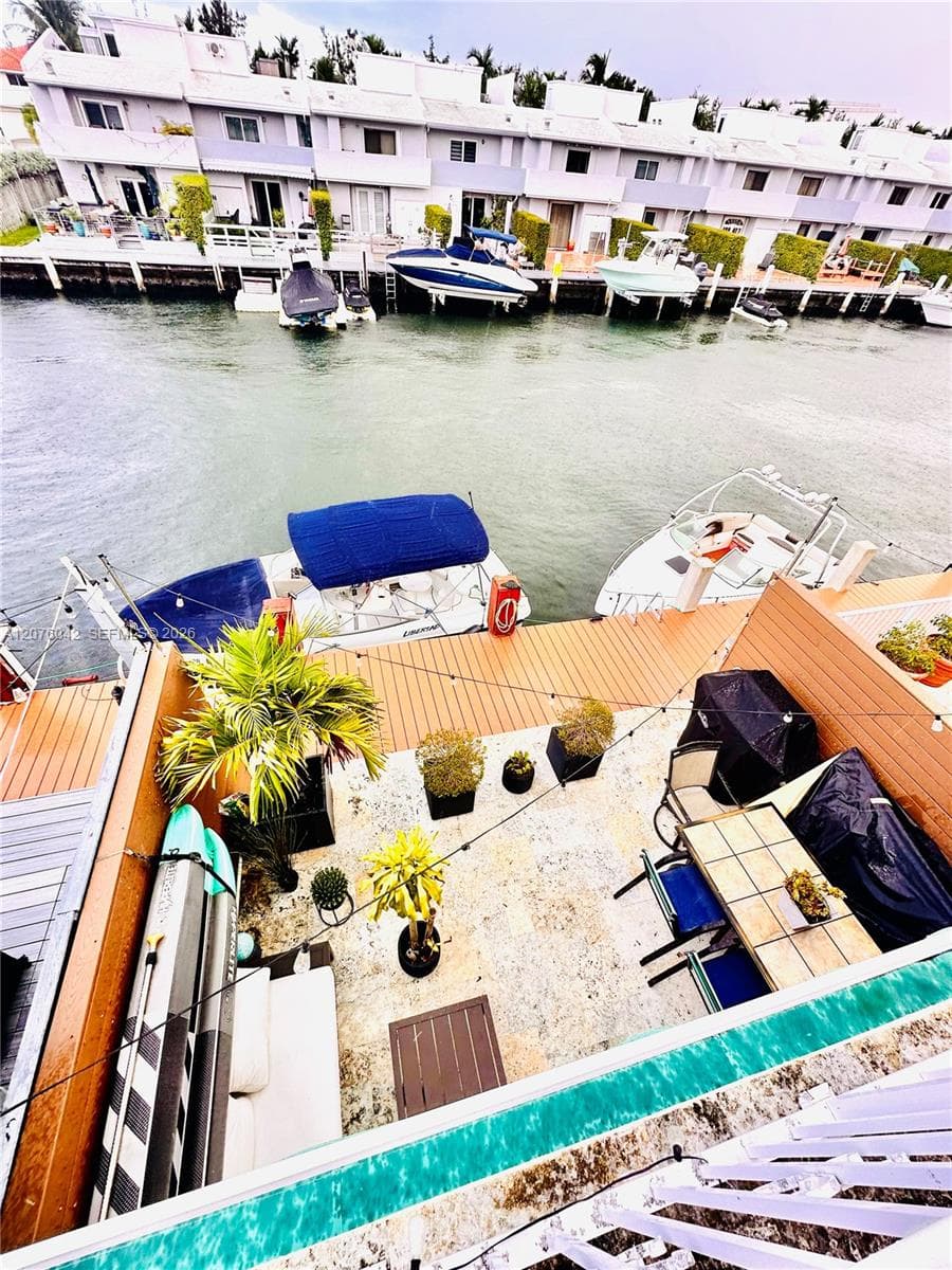 3864 NE 167th St # 5, North Miami Beach, FL 33160 photo 3