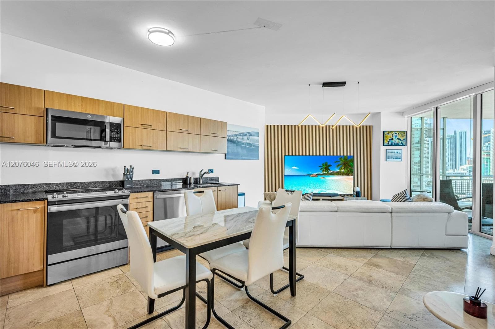 350 S Miami Ave # 2009, Miami FL 33130 photo 2