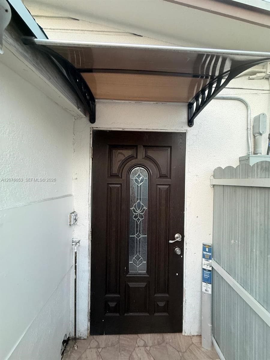 500 E 54th St # B, Hialeah, FL 33013