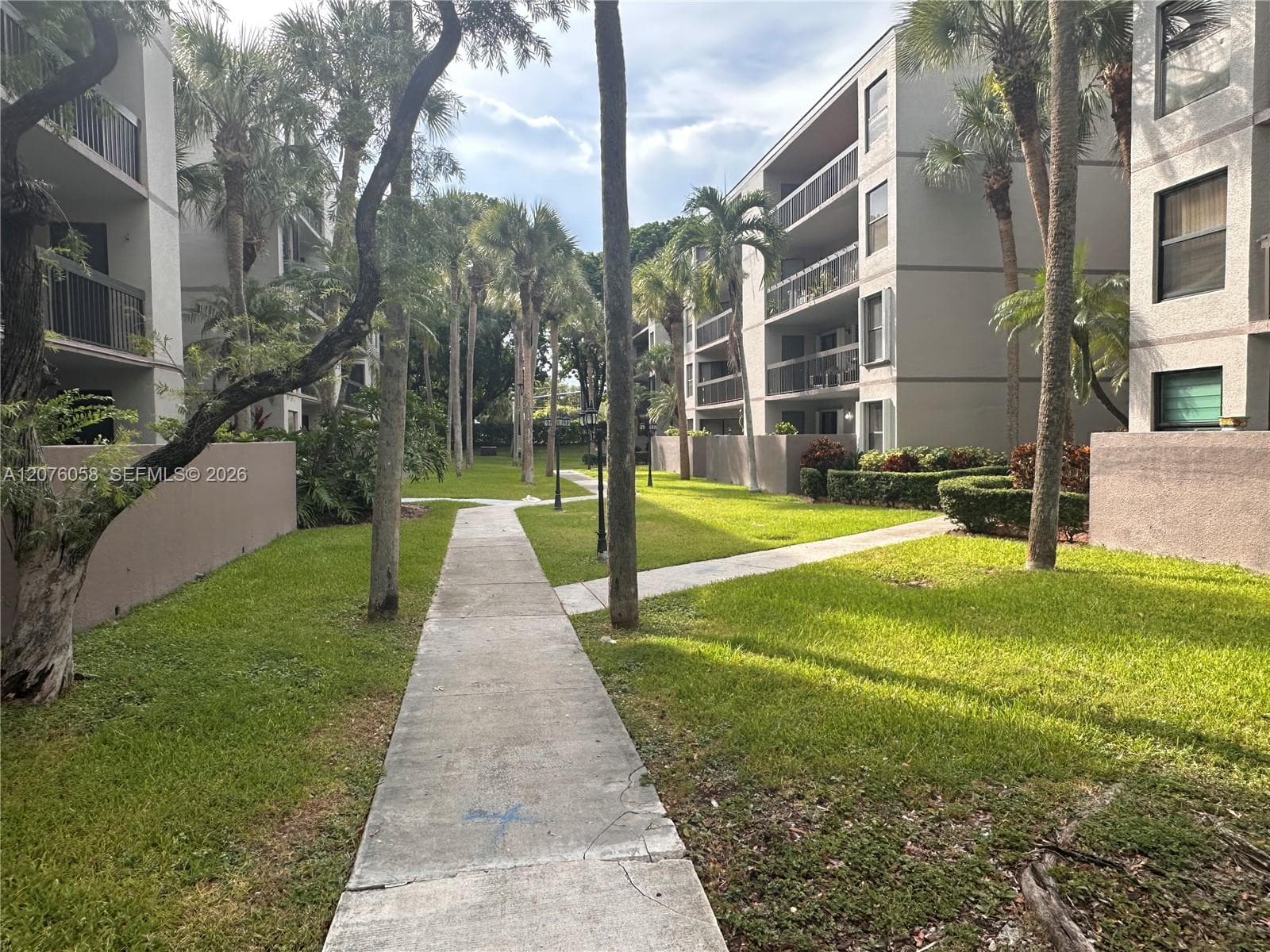 8810 SW 132nd Pl # 401DN, Miami FL 33186 photo 2