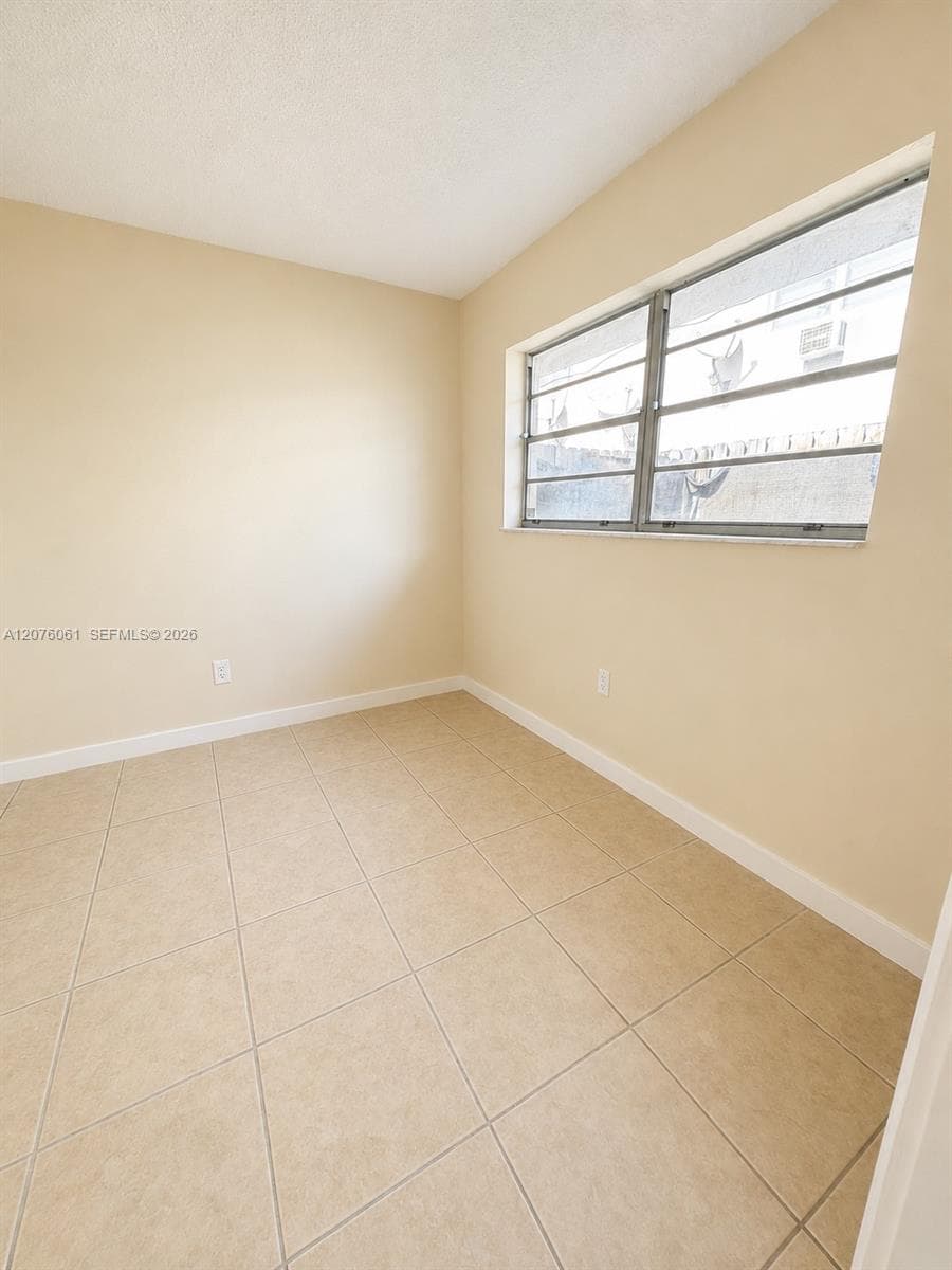 1711 NE 56th St # 5, Fort Lauderdale, FL 33334 photo 5