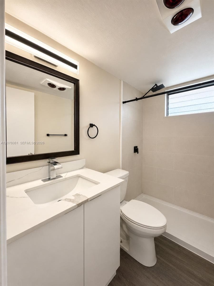 1711 NE 56th St # 5, Fort Lauderdale, FL 33334 photo 4