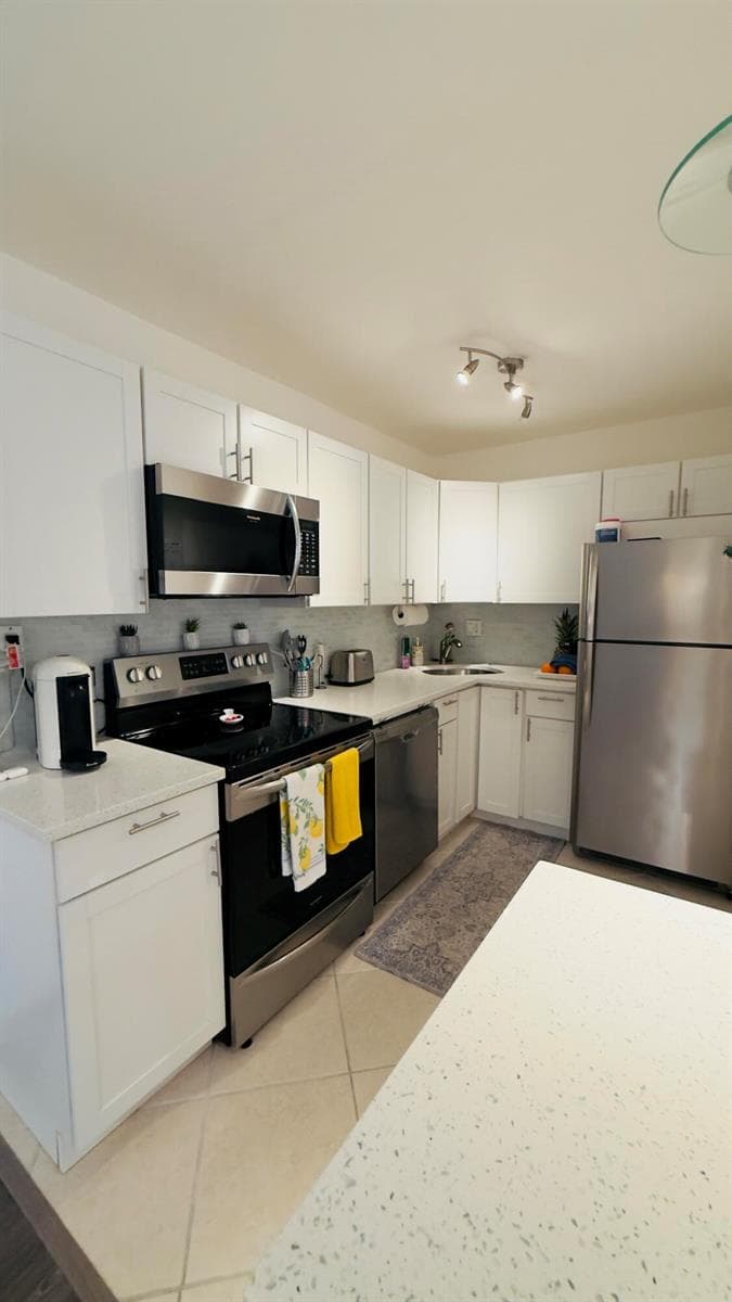 702 SE 2ND Avenue SE # 405, Deerfield Beach FL 33441 photo 4