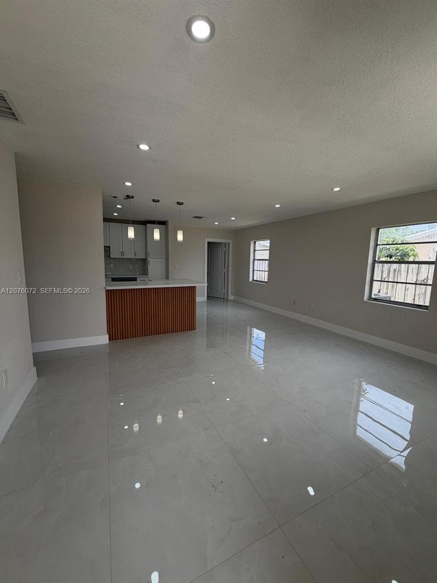 15400 SW 305th St, Homestead, FL 33033 photo 2
