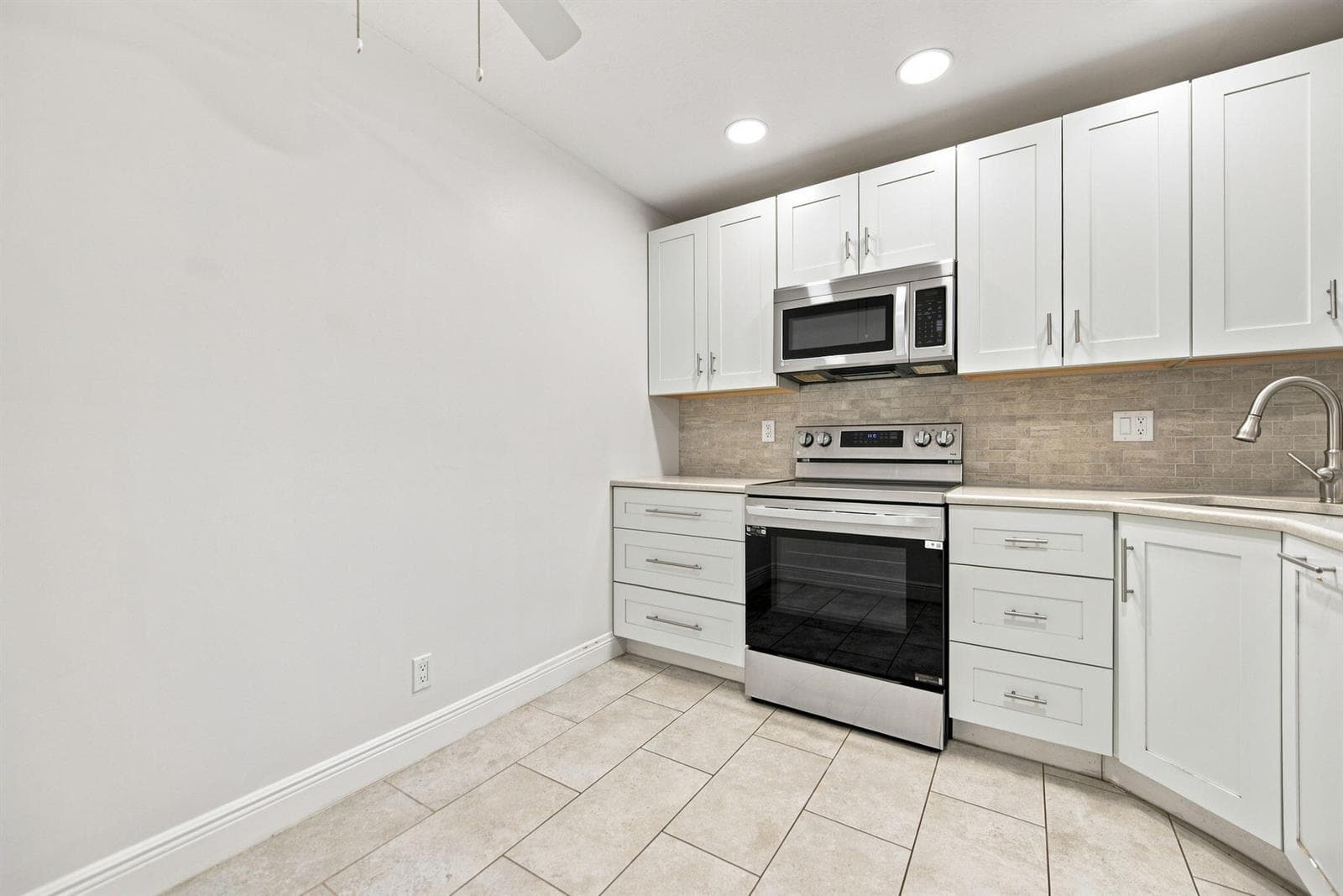 2662 Carambola Circle N, Coconut Creek, FL 33066 photo 2