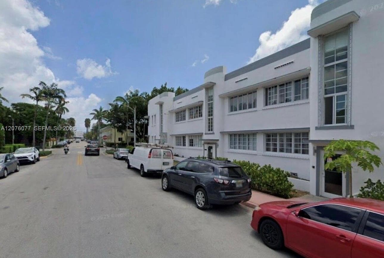 810 7th St # 106, Miami Beach FL 33139