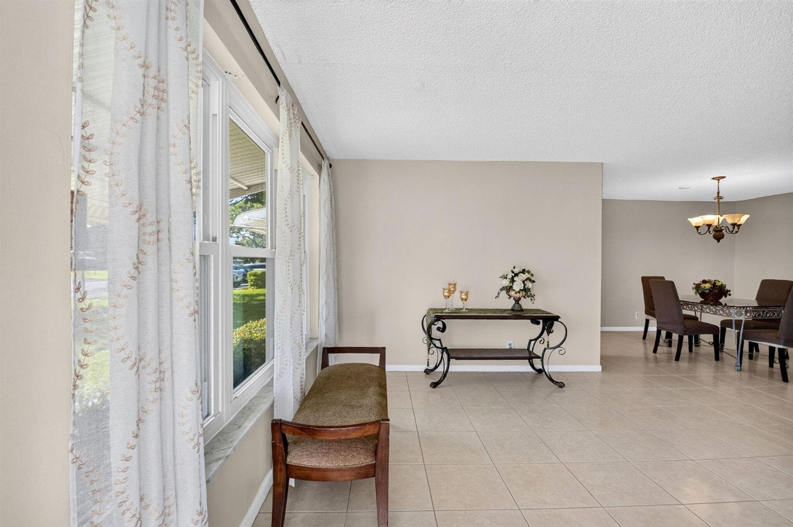 7205 W OAKRIDGE Circle, Lake Worth FL 33462 photo 4