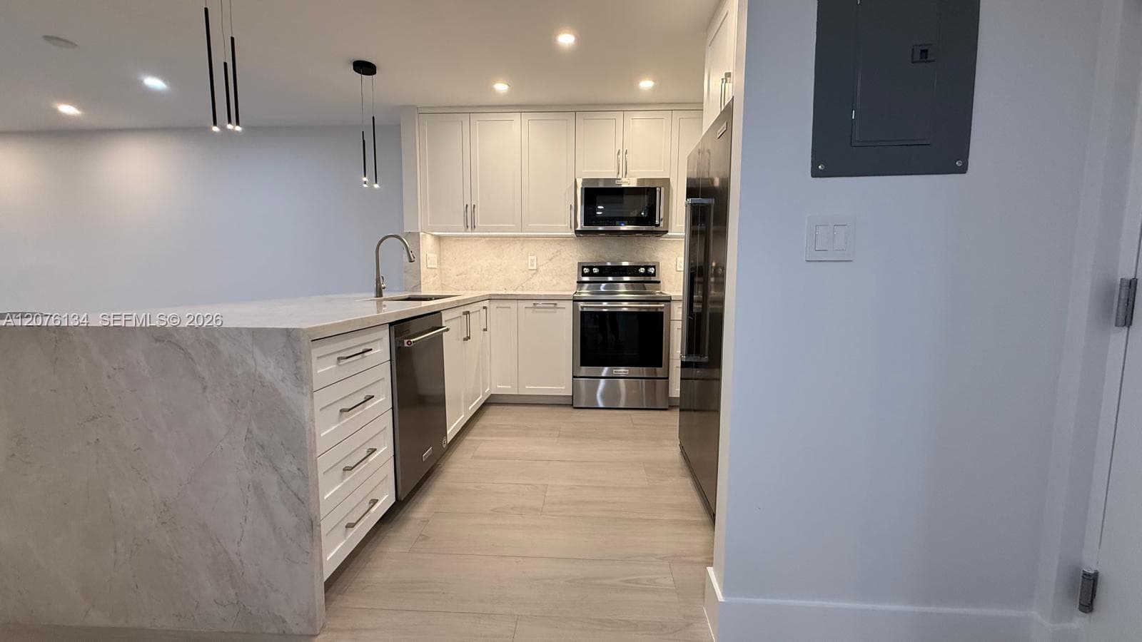 7840 Camino Real # P-405, Miami, FL 33143