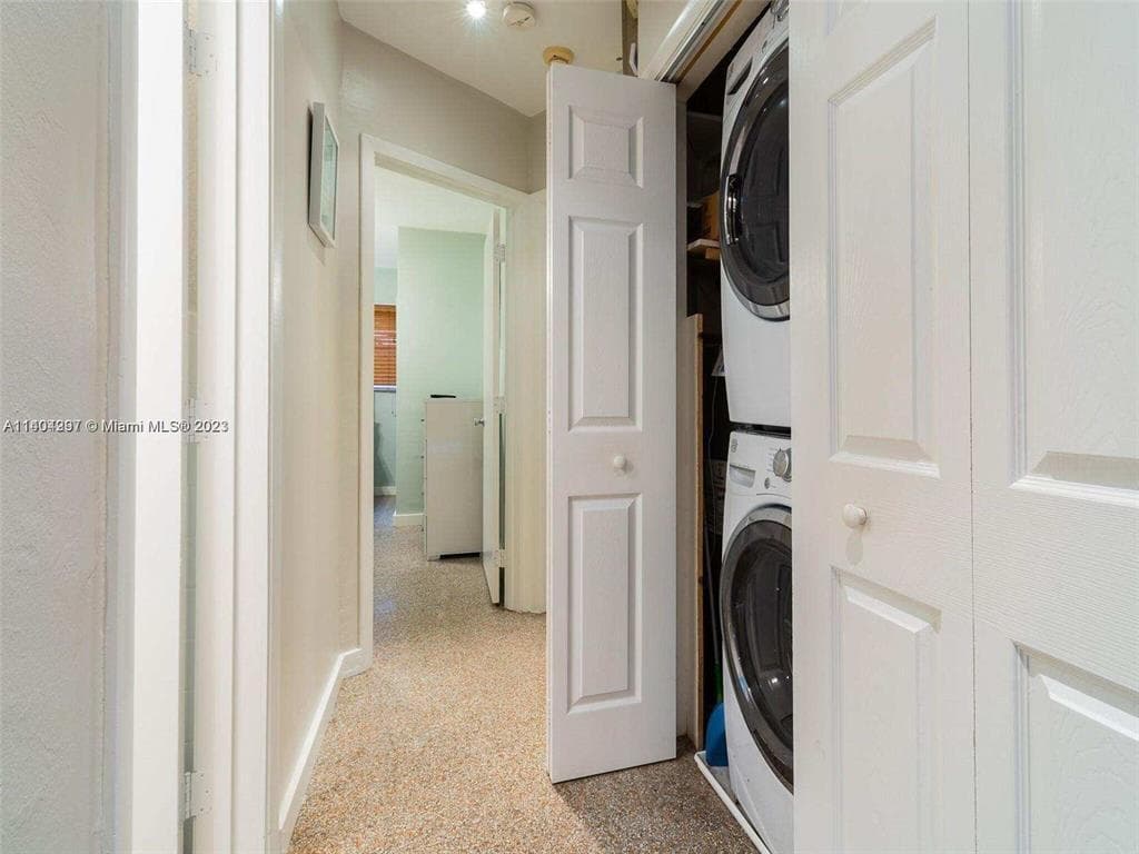1507 GARFIELD Street, Hollywood, FL 33020 photo 3