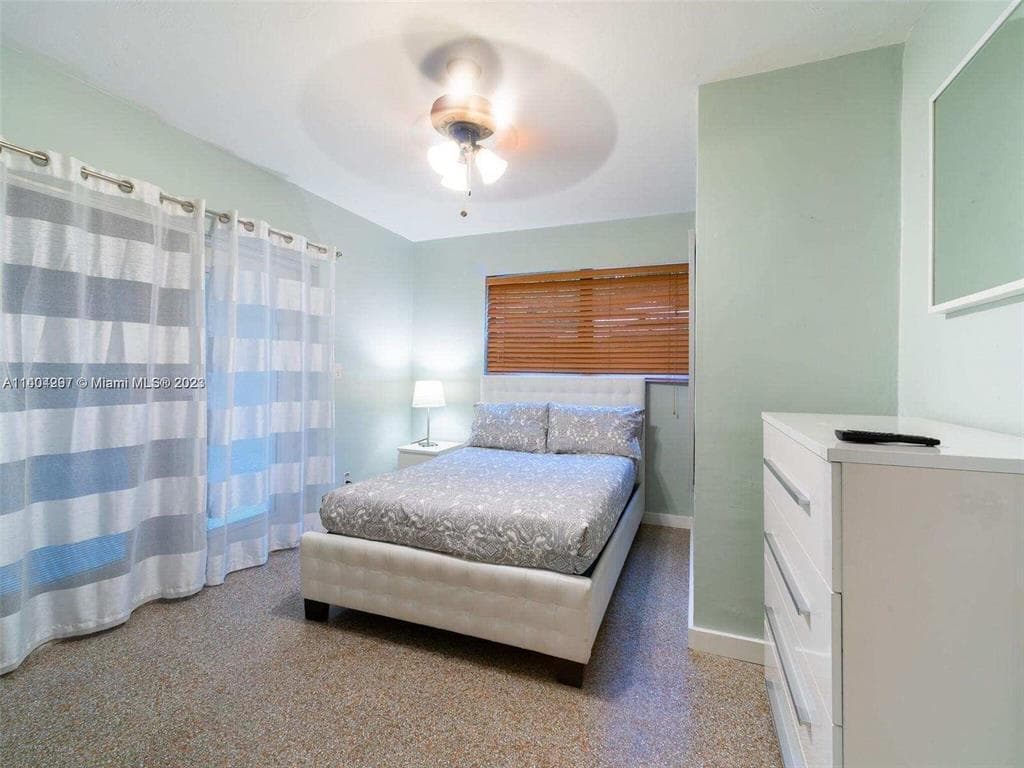 1507 GARFIELD Street, Hollywood, FL 33020 photo 5