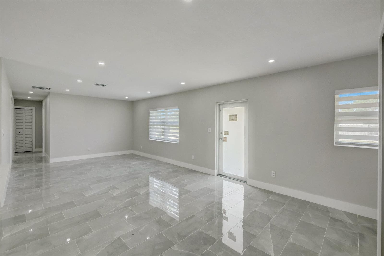 520 SW 13TH Place, Deerfield Beach, FL 33441 photo 5