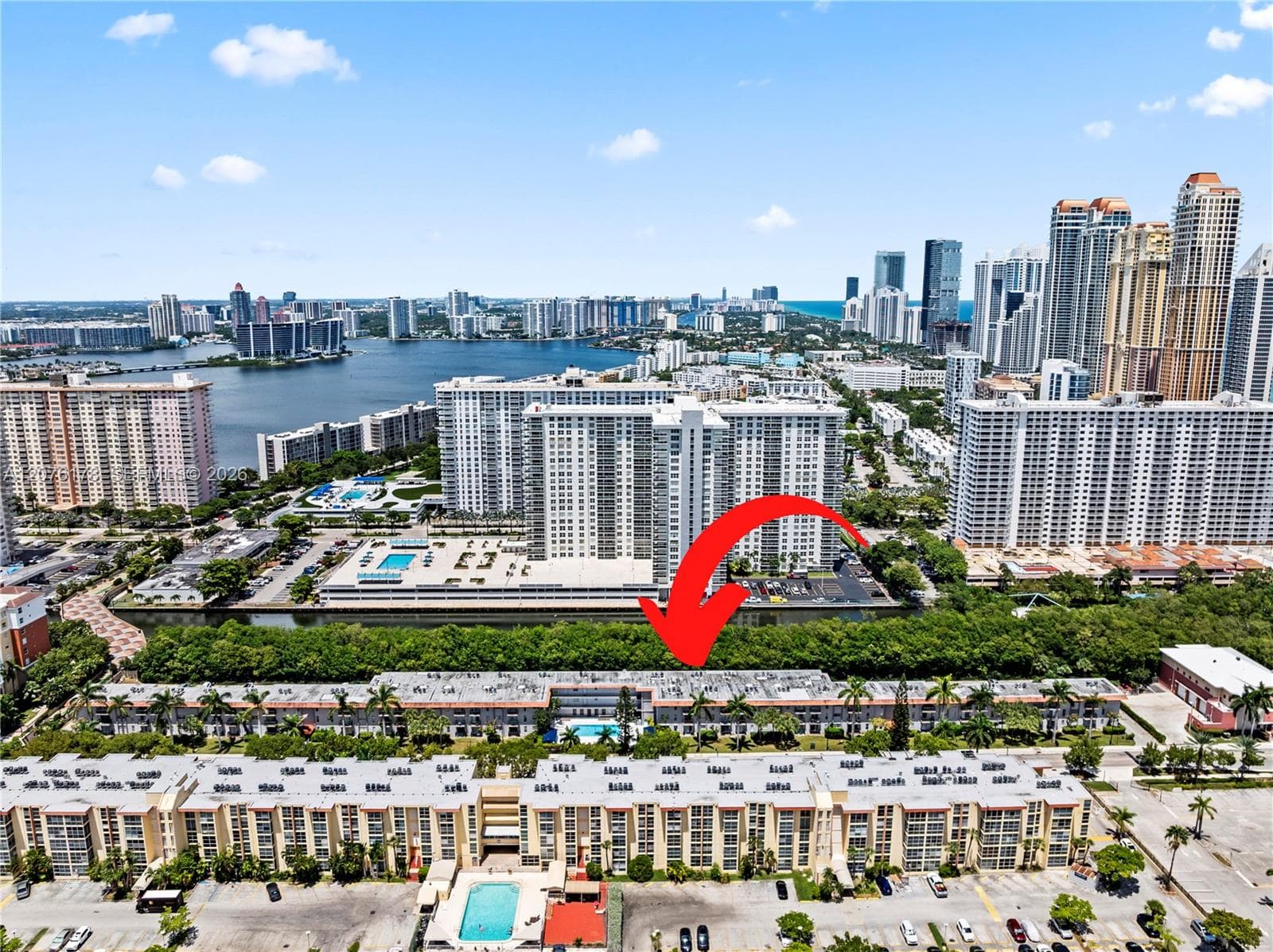 251 172nd St # 321, Sunny Isles Beach, FL 33160 photo 3