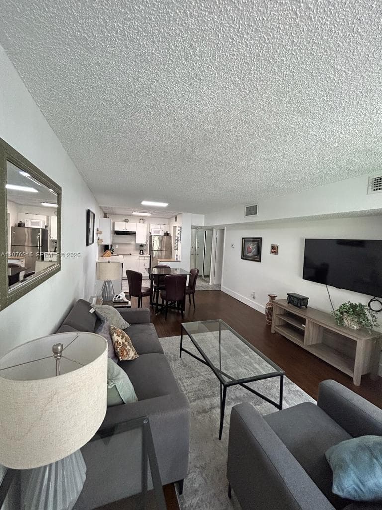 210 172nd St # 133, Sunny Isles Beach, FL 33160 photo 2