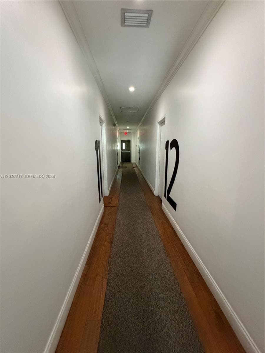 526 15th St # 12, Miami Beach, FL 33139 photo 3