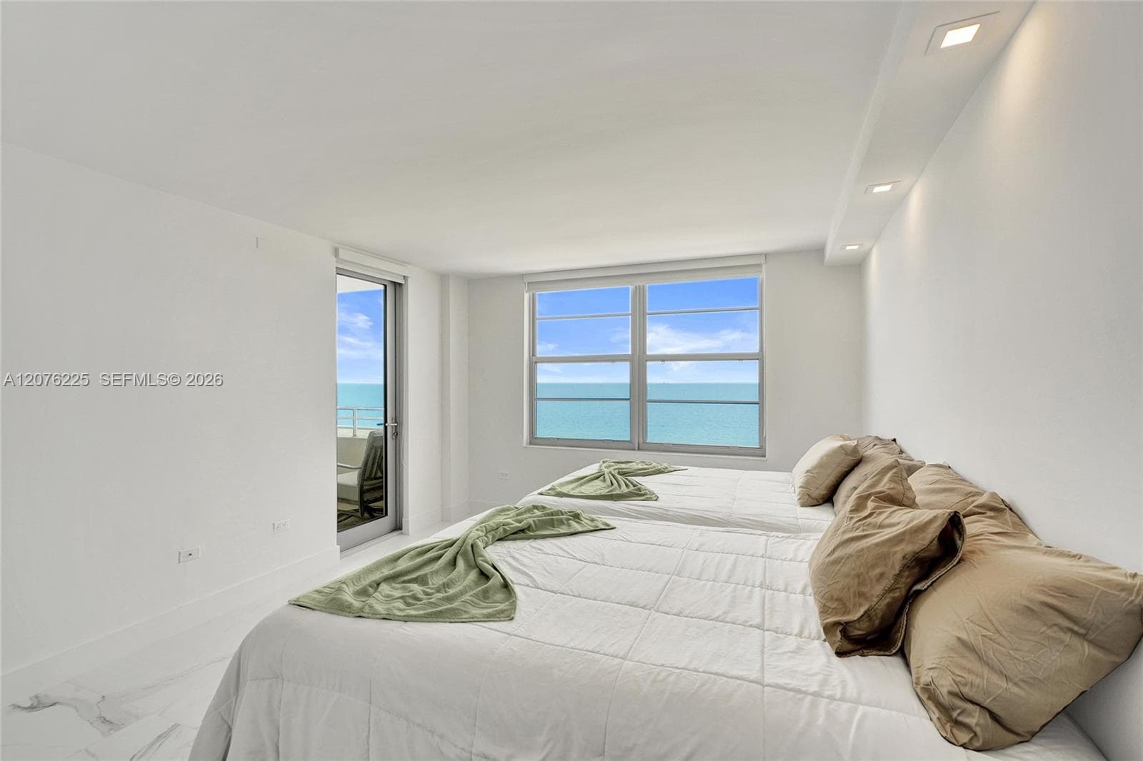 5555 Collins Ave # 9M, Miami Beach, FL 33140 photo 4
