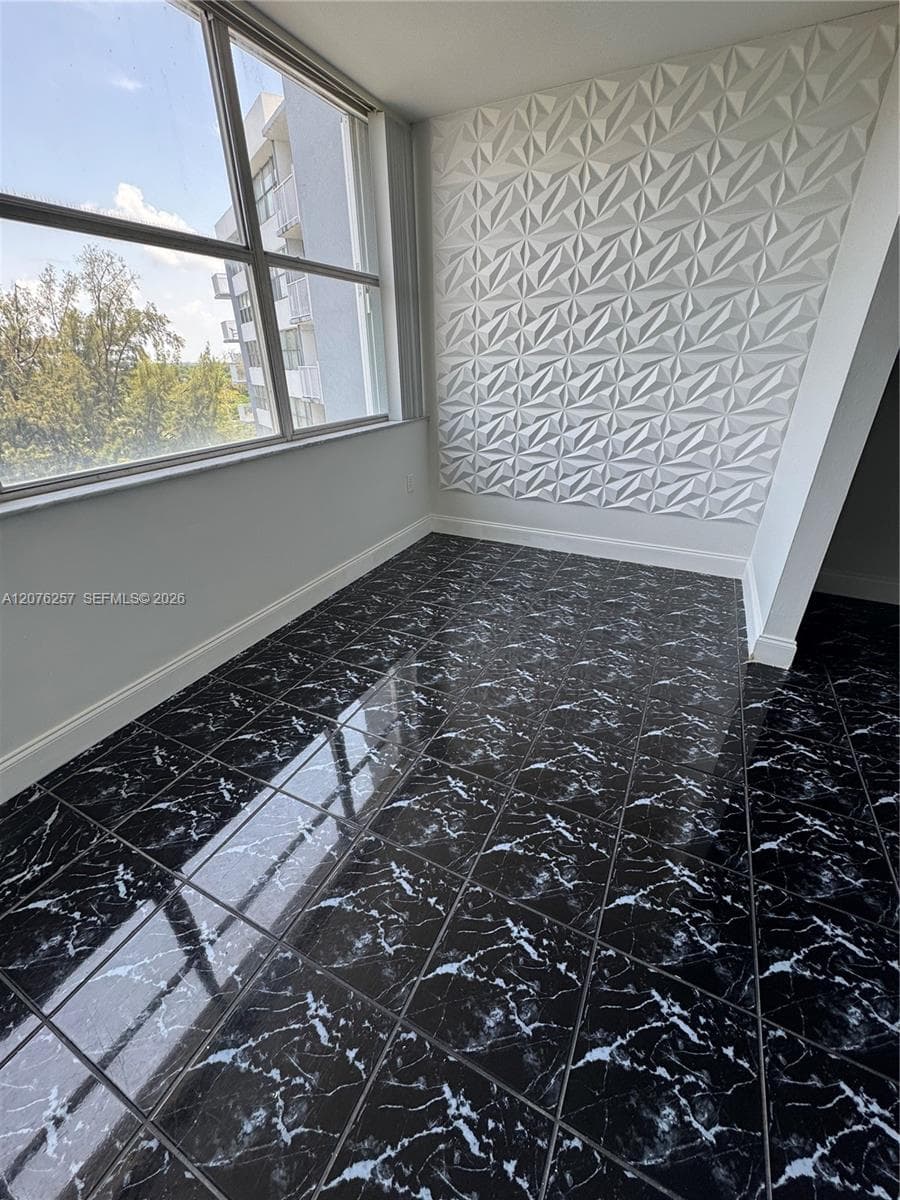 1300 NE Miami Gardens Dr # 803E, Miami, FL 33179 photo 3