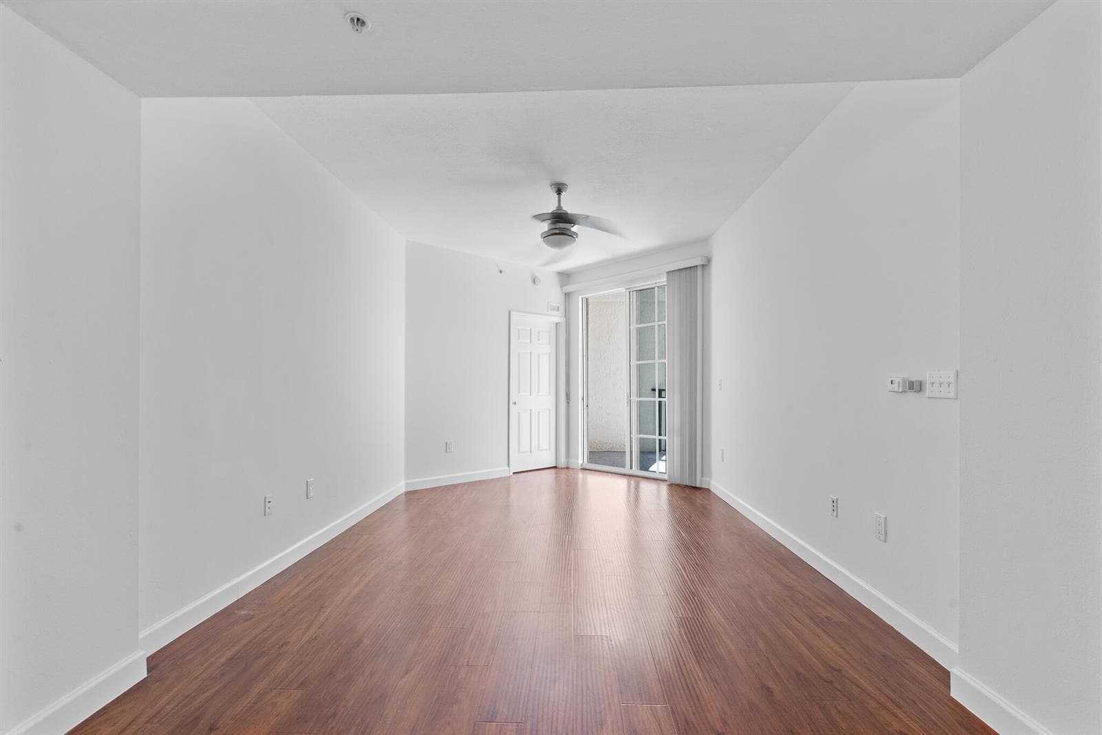 533 NE 3rd Avenue # 425, Fort Lauderdale, FL 33301 photo 3