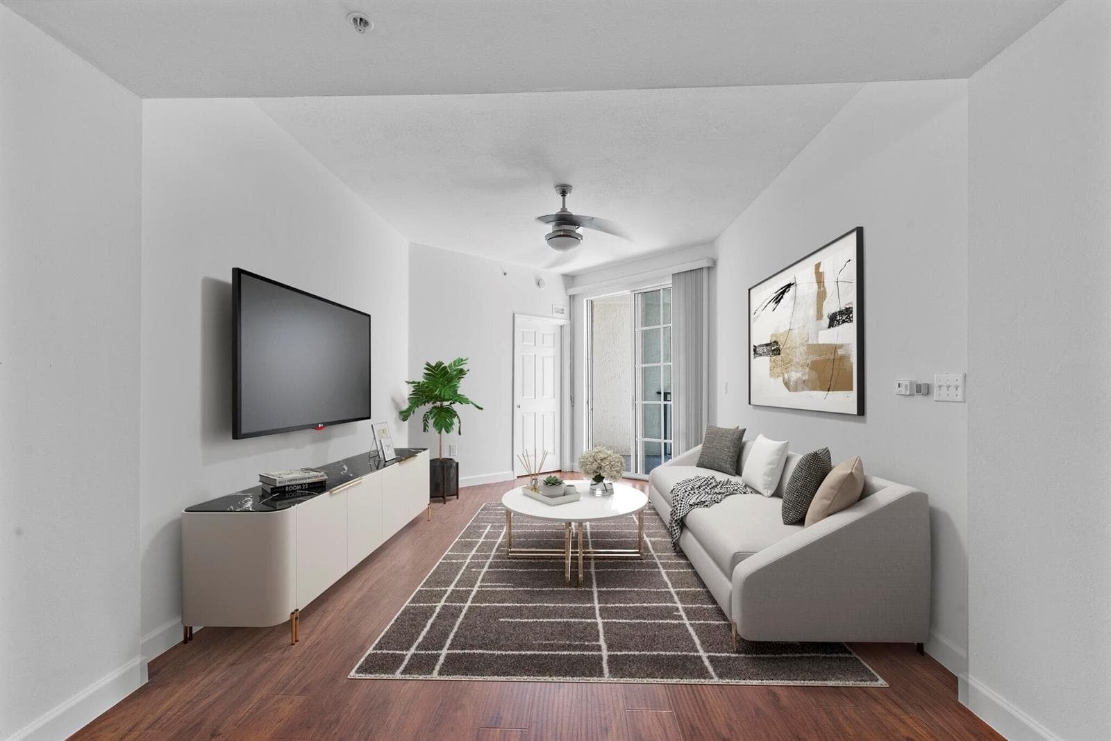 533 NE 3rd Avenue # 425, Fort Lauderdale, FL 33301 photo 4