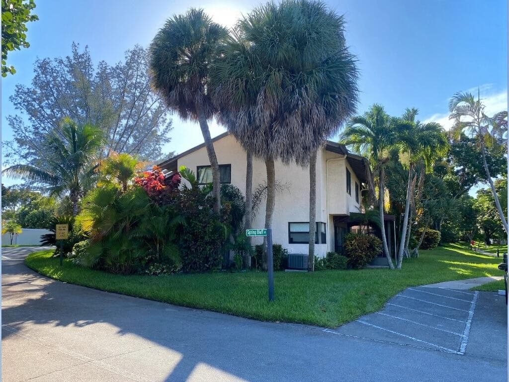 3400 Spring Bluff Place, Lauderhill, FL 33319 photo 2