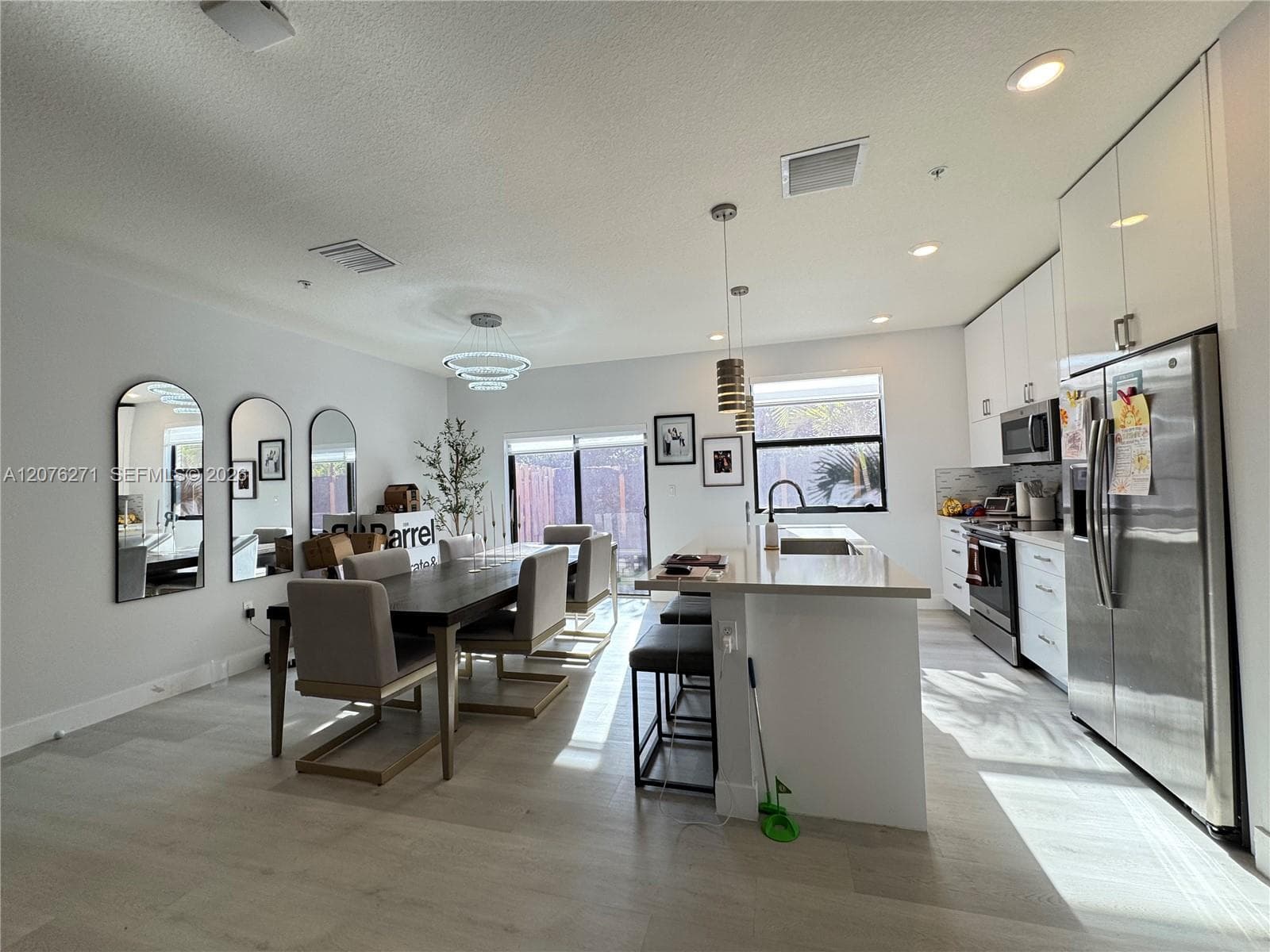 10413 NW 82nd St # 3, Doral, FL 33178