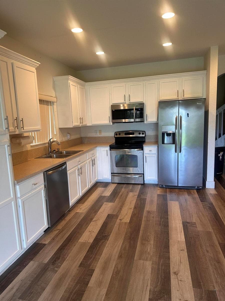 3016 NW 30TH Avenue, Oakland Park, FL 33311 photo 2
