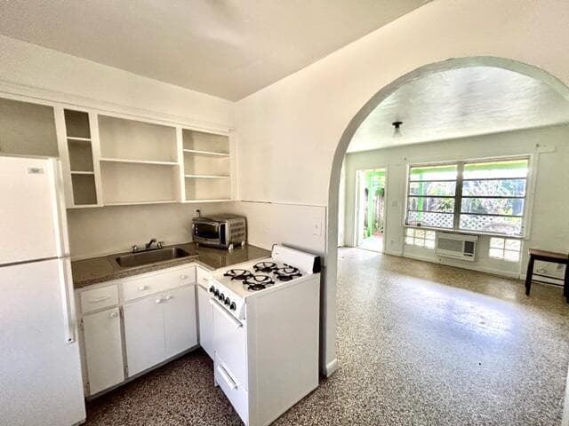 2023 Taylor Street, Hollywood, FL 33020 photo 3