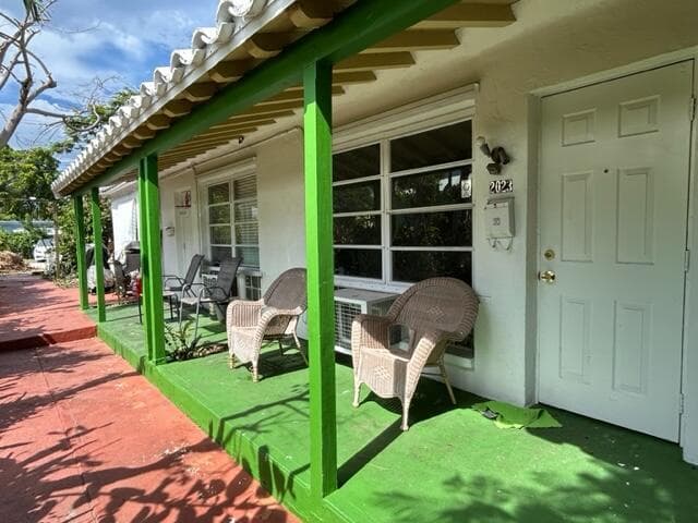 2023 Taylor Street, Hollywood, FL 33020