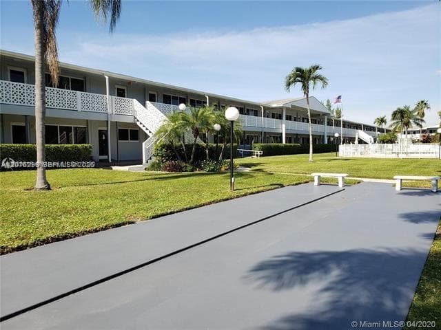 600 Layne Blvd # 112, Hallandale Beach, FL 33009 photo 2