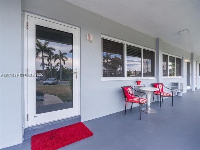 600 Layne Blvd # 112, Hallandale Beach, FL 33009 photo 3