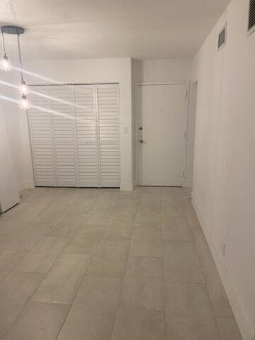 3123 OAKLAND SHORES Drive # D207, Oakland Park, FL 33309 photo 3
