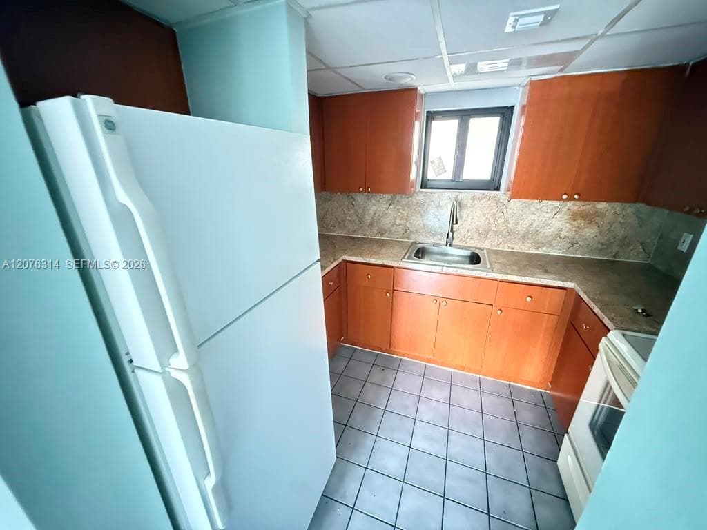 5 Olive Dr # 13, Hialeah, FL 33010 photo 3