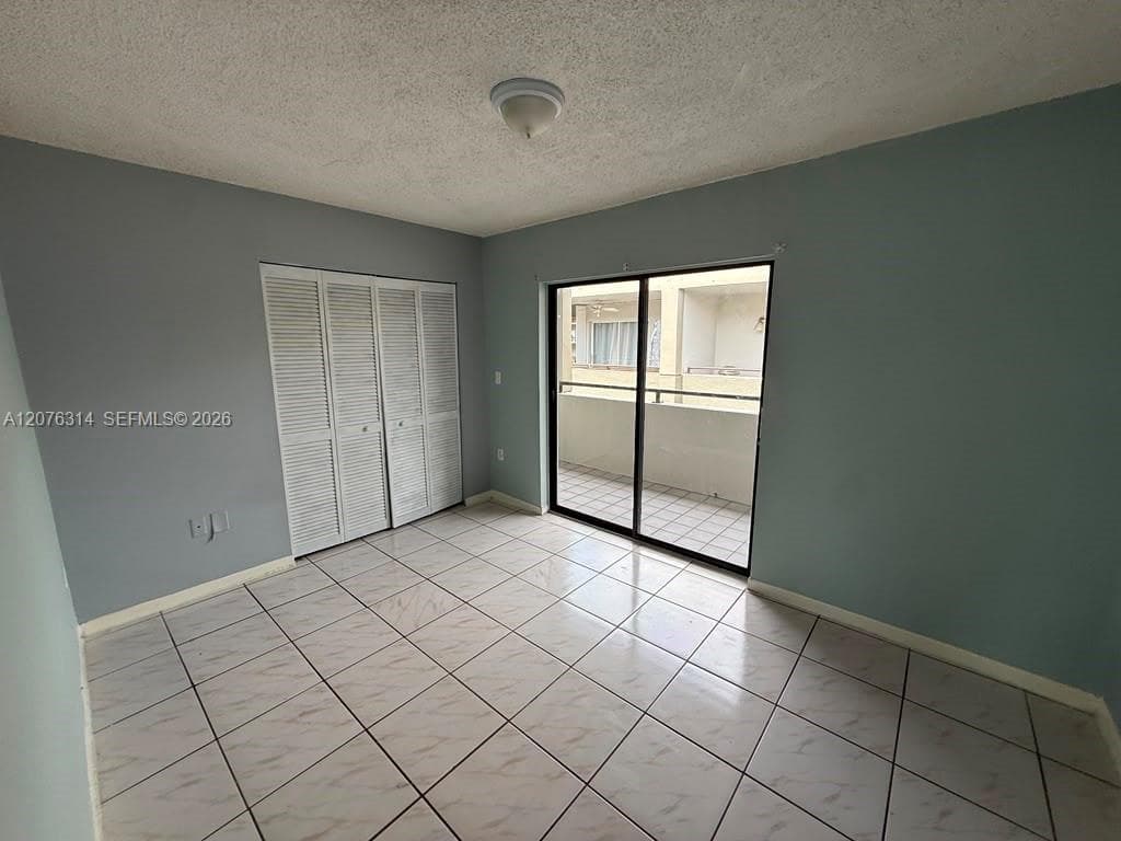 5 Olive Dr # 13, Hialeah, FL 33010 photo 4