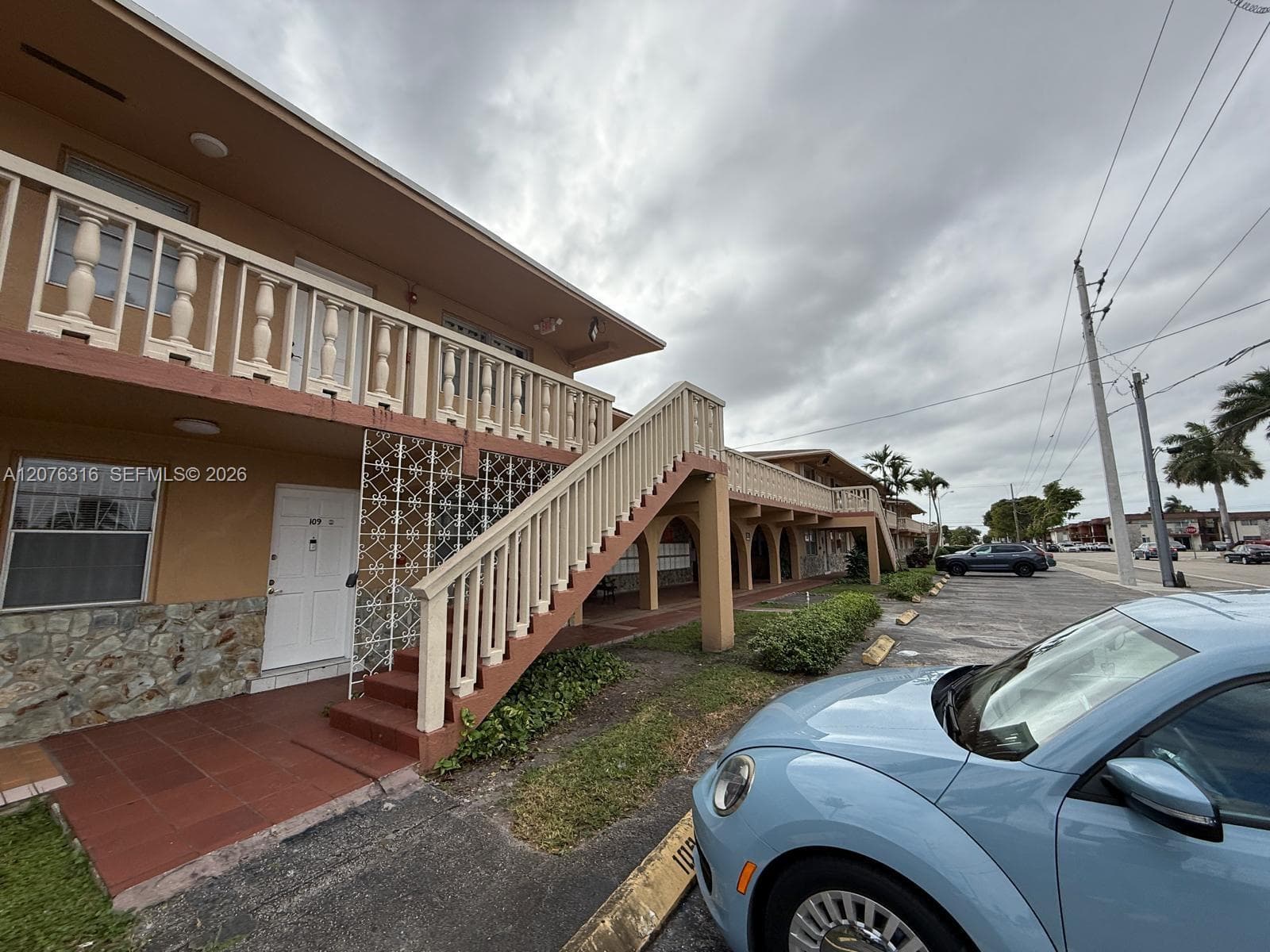 1154 W 35th St # 223, Hialeah, FL 33012 photo 2