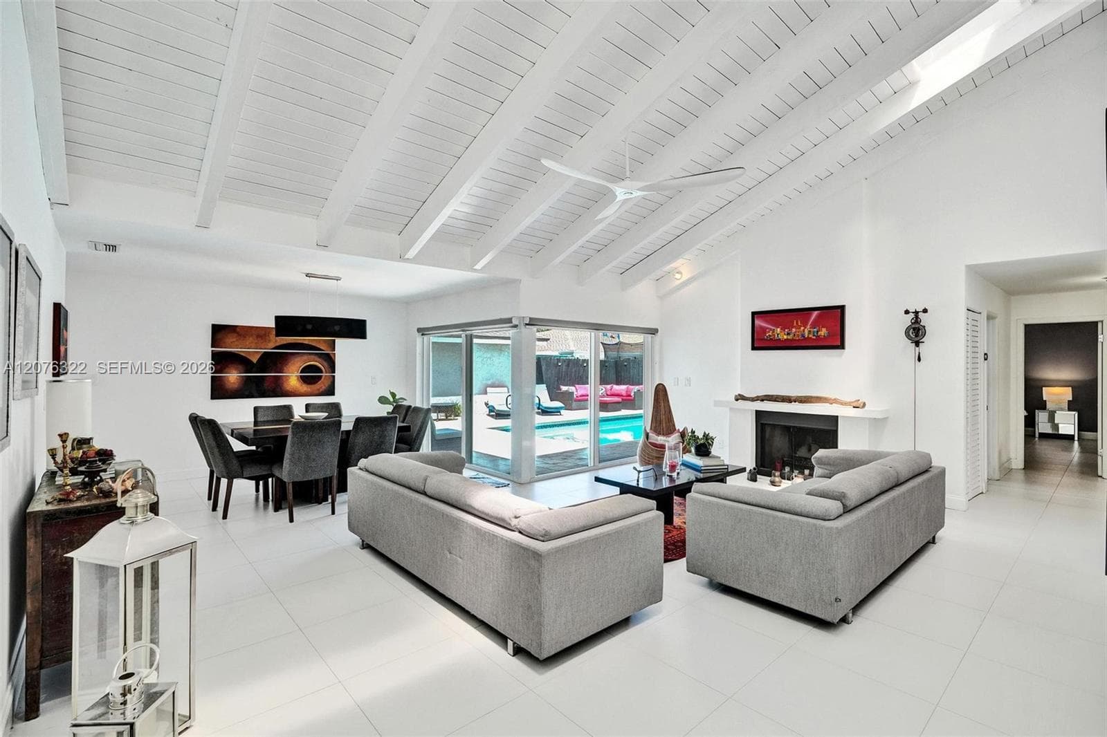 18 Boxwood Rd, Hollywood, FL 33021 photo 2