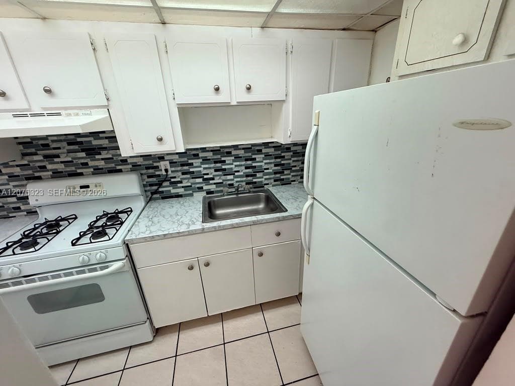 1300 W 47th Pl # 216A, Hialeah, FL 33012 photo 3