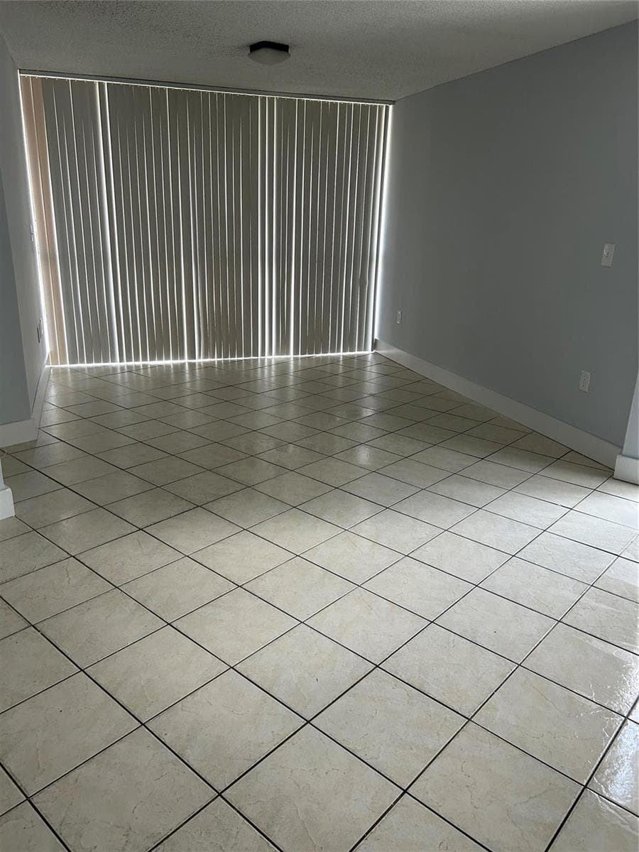 7035 NW 186TH Street # D111, Hialeah, FL 33015 photo 5