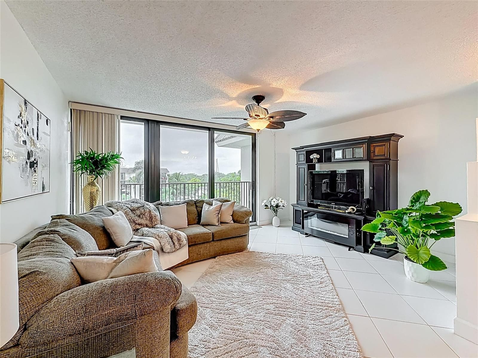 1101 RIVER REACH Drive # 502, Fort Lauderdale, FL 33315 photo 2