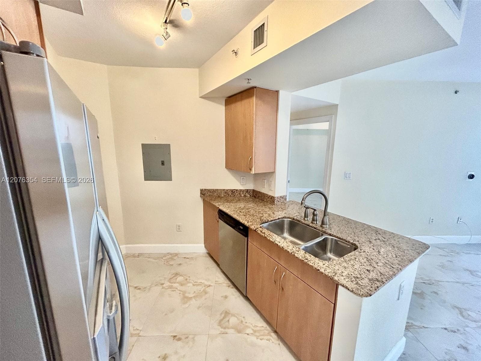 1830 Radius Dr # 1002, Hollywood, FL 33020 photo 3