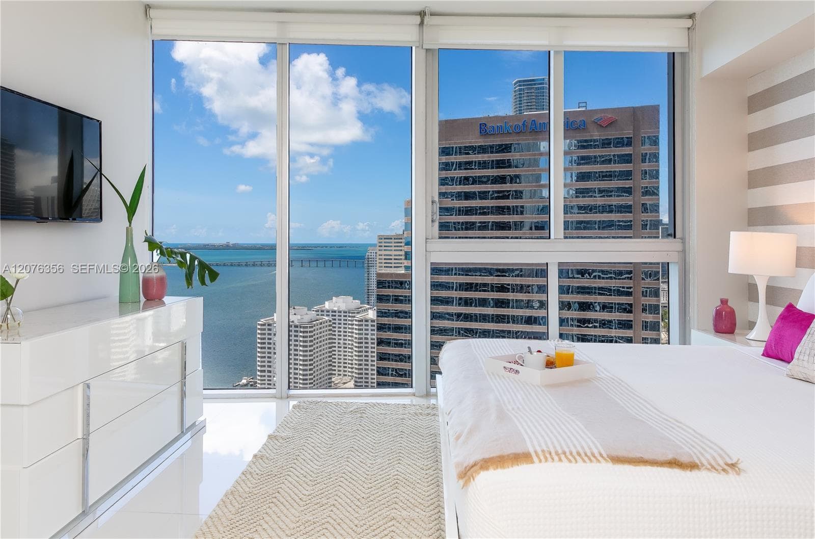 485 Brickell Ave # 3410, Miami, FL 33131 photo 3