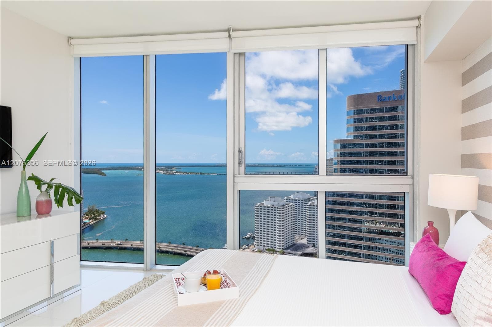 485 Brickell Ave # 3410, Miami, FL 33131 photo 5