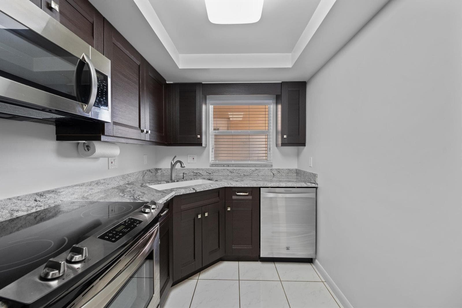 725 N RIVERSIDE Drive # 203, Pompano Beach, FL 33062 photo 5