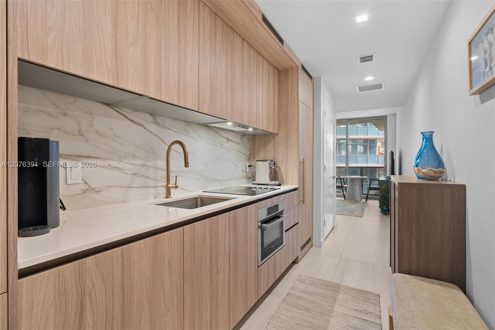 77 SE 5th St # 2805, Miami, FL 33131 photo 2